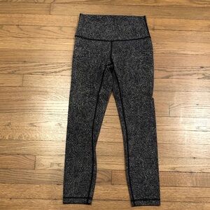 Lululemon High Times Pant in Line Up White Black Sz 6
